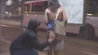 Rugalmas fonás magas térdű sílécekben a apa fia szex szamártól mindkét lyukig